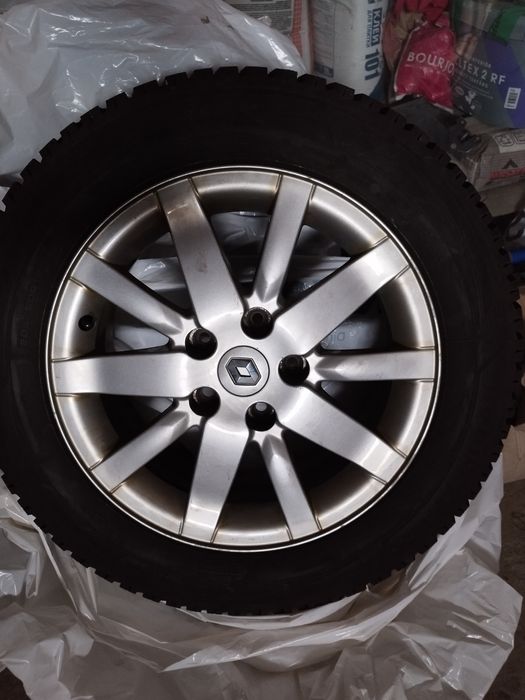 Диски з резиною 5×114,3. Стан нових