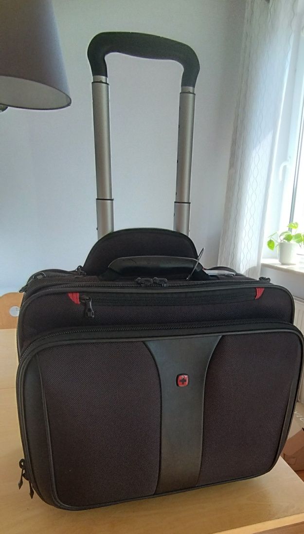 Walizka biznesowa z torbą na laptopa marki Wenger