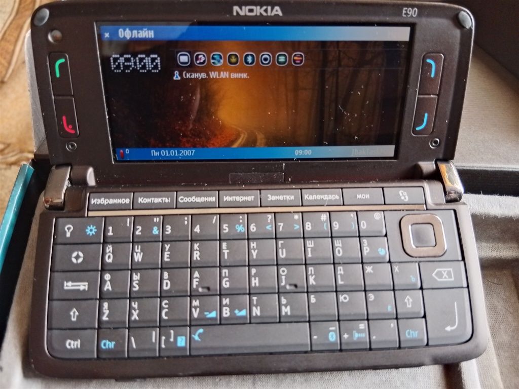 Nokia e90 red состояние нового