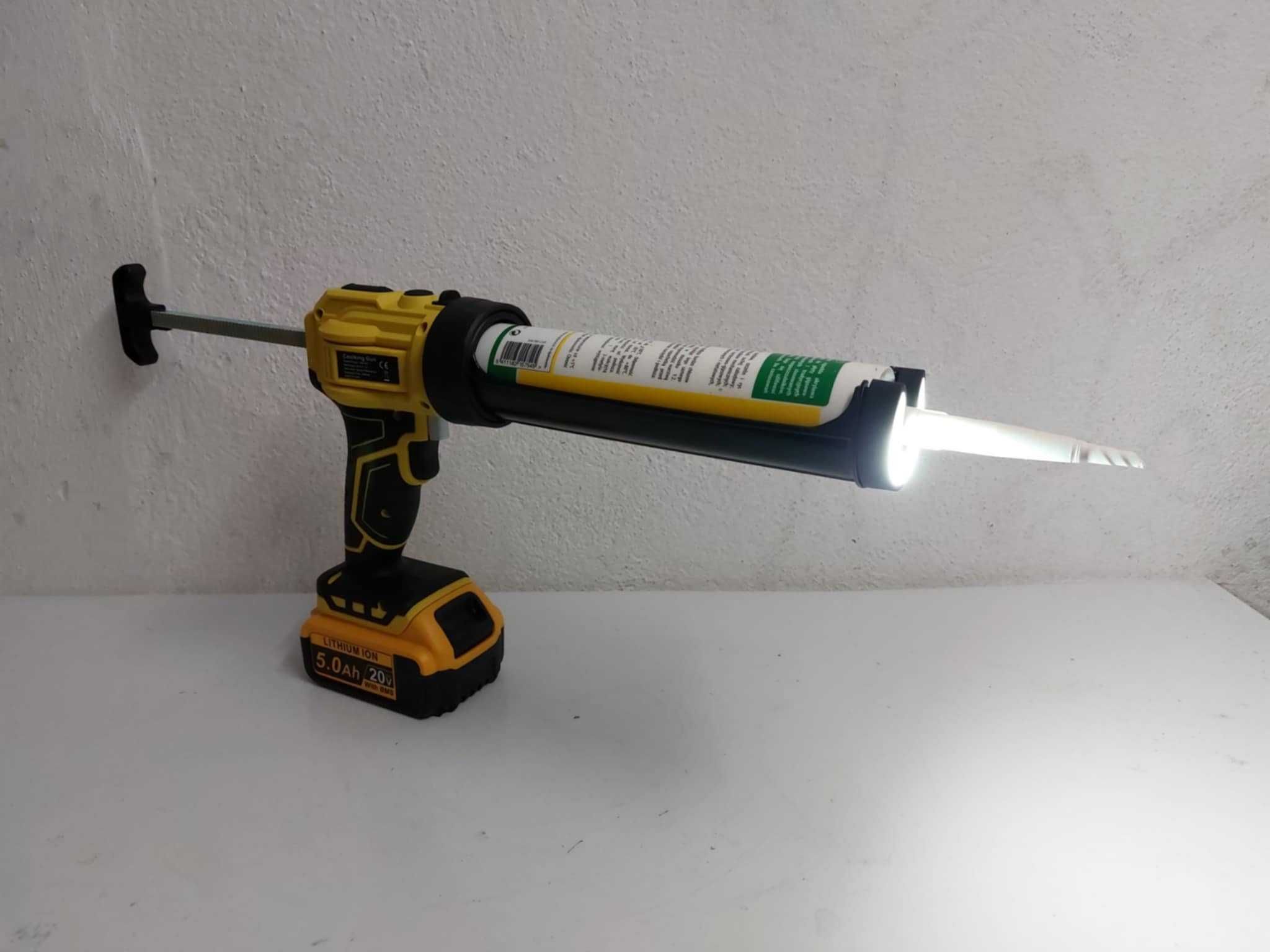 Pistolet do silikonu wyciskacz do silikonu na baterie DeWalt