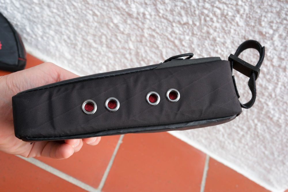 Bolsas bicicleta Revelate Designs Mag Tank Bolt On 1L + Jerrycan