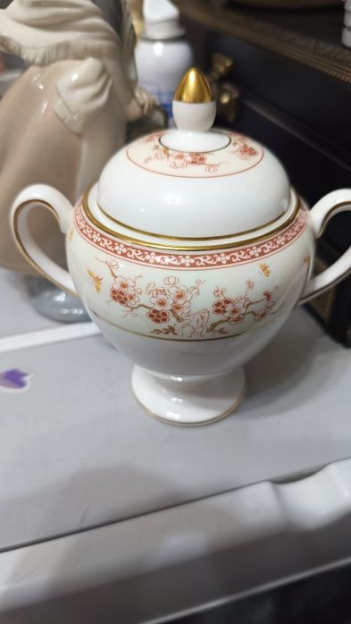 Cukiernica porcelanowa Wedgwood