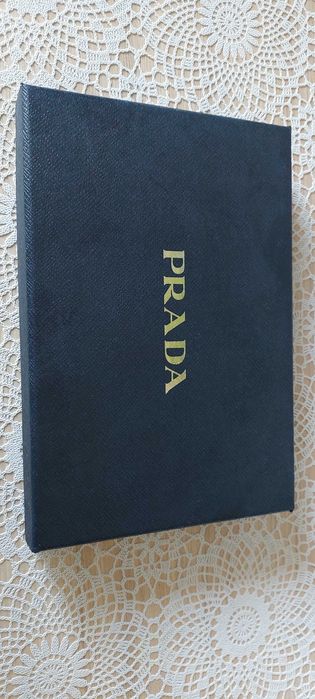 Pudełko PRADA - 24,5x16,5x3,5 cm - oryginalne, idealne na prezent