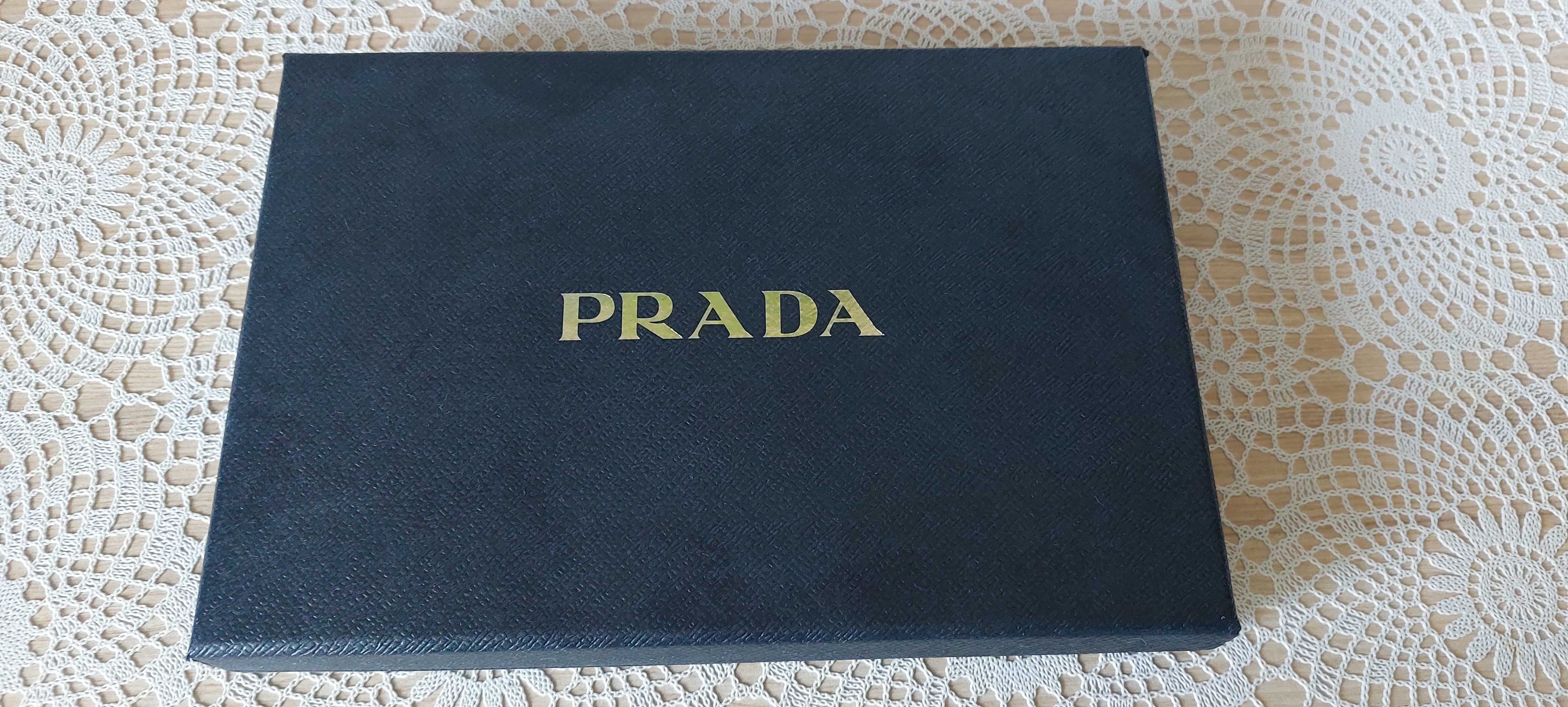 Pudełko PRADA - 24,5x16,5x3,5 cm - oryginalne, idealne na prezent