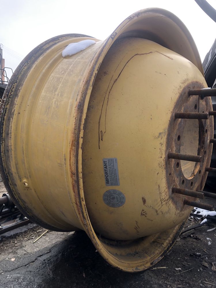 ДИСКИ задні CLAAS CAT Lexion Спарка 520/85R42 передні 20.8R42