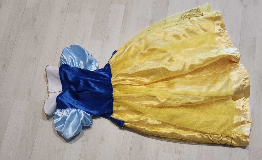 strój królewna śnieżka kostium śnieżki 2570