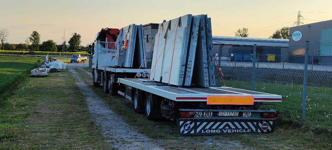 Transport HDS platforma niskie podwozie pomoc drogowa