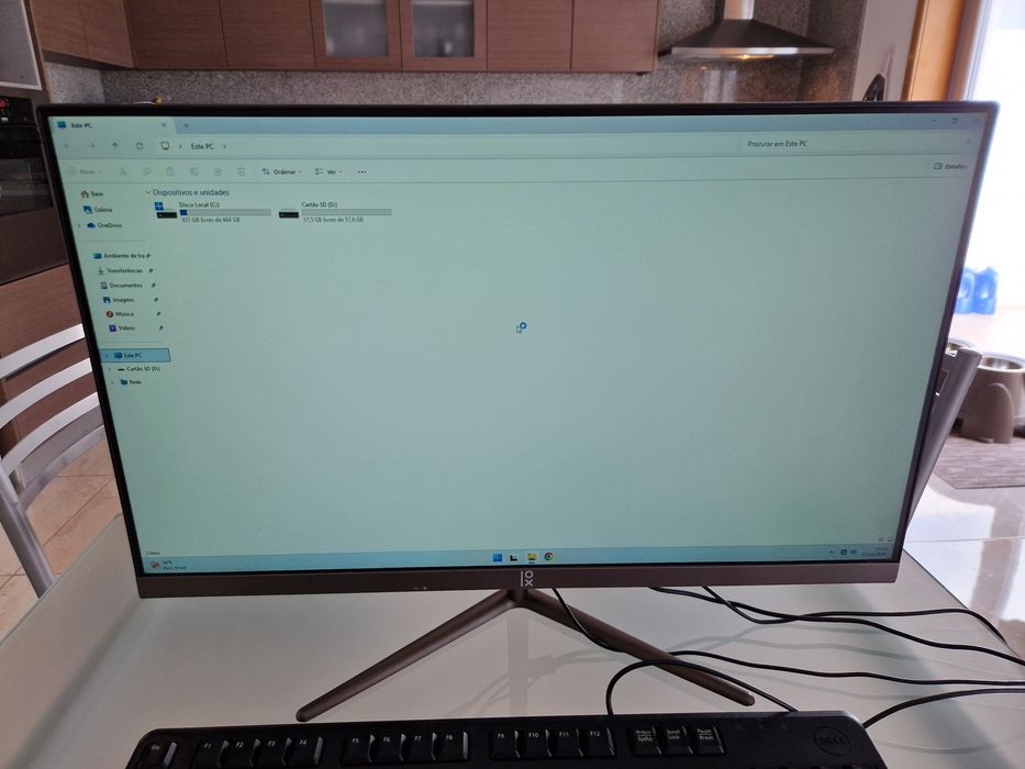 Monitor All-In-One Primux iox 2401