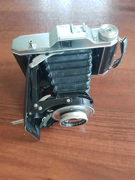 Aparaty fotograficzne BEIER ( BEIRAX )  i CMEHA ( SMENA )