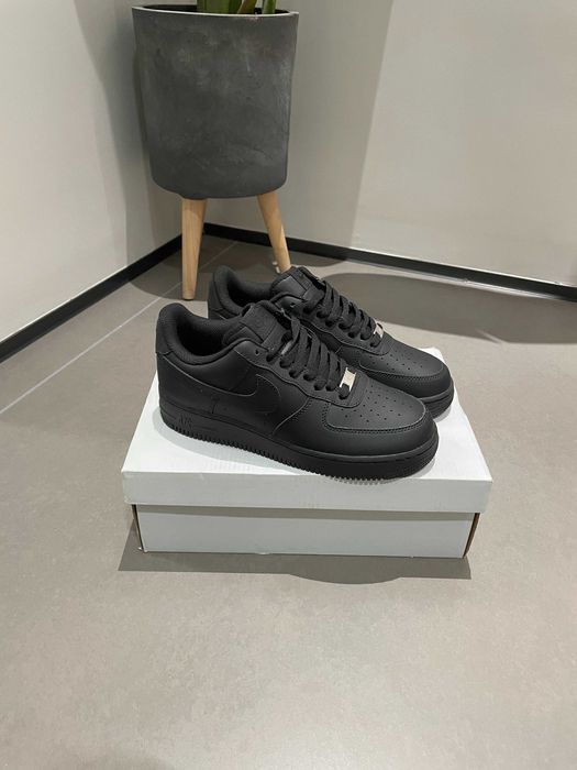 Buty meskie Mokasyny Nike_ Air_ Force_ 1_ Low '07_ Black R. 40