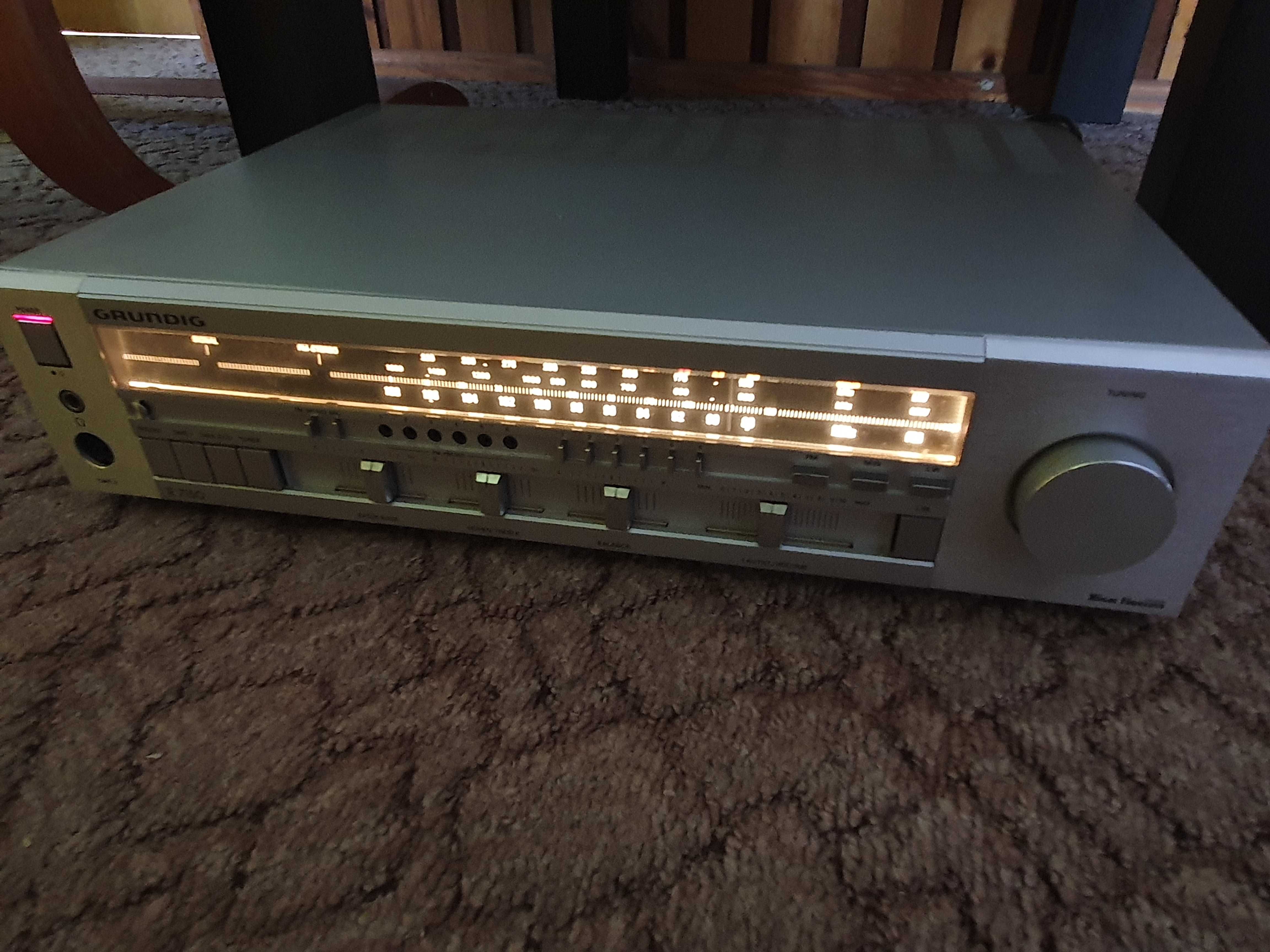 Amplituner radio wzmacniacz Grundig R7150