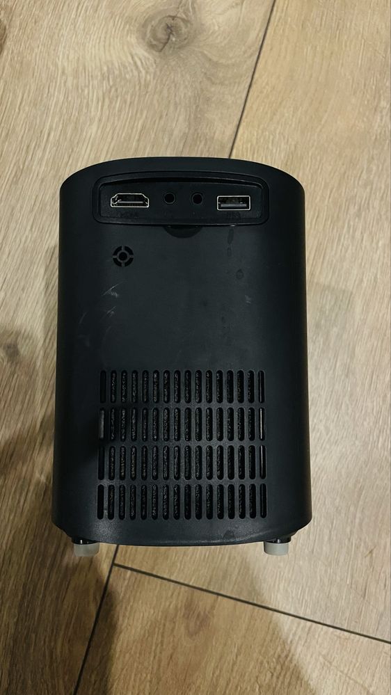 BYINTEK Name: Projector Model: X20