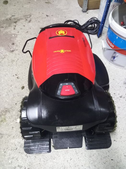 Robot koszący Wolf garten loopo 2000 Robomow