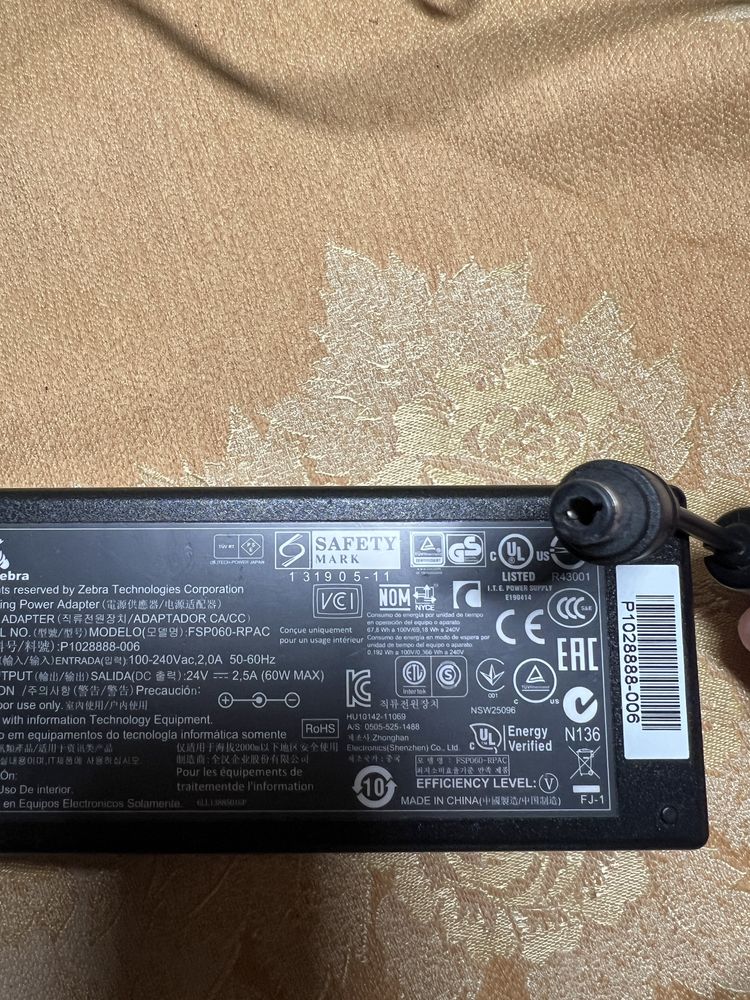 Блок питания Zebra GK420d, GX420d, ZD410 оригинал 24в 2.5а