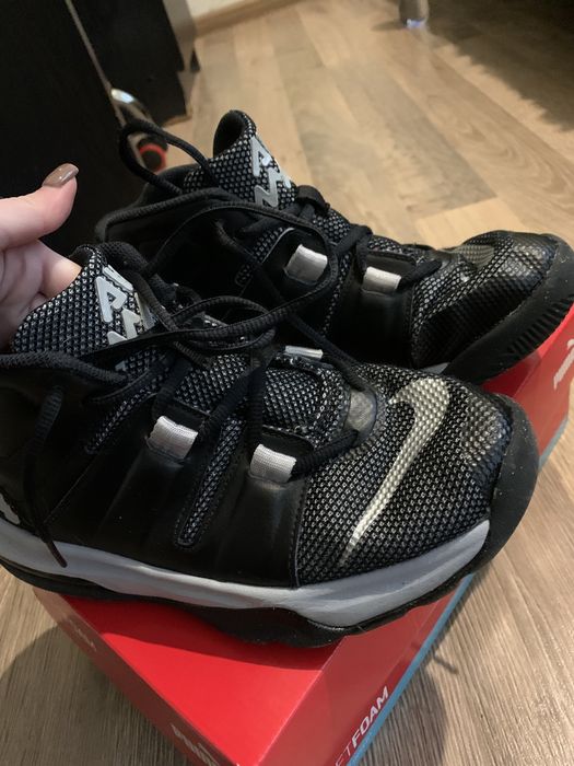 Кросівки Nike оригінал 23.5 устілка