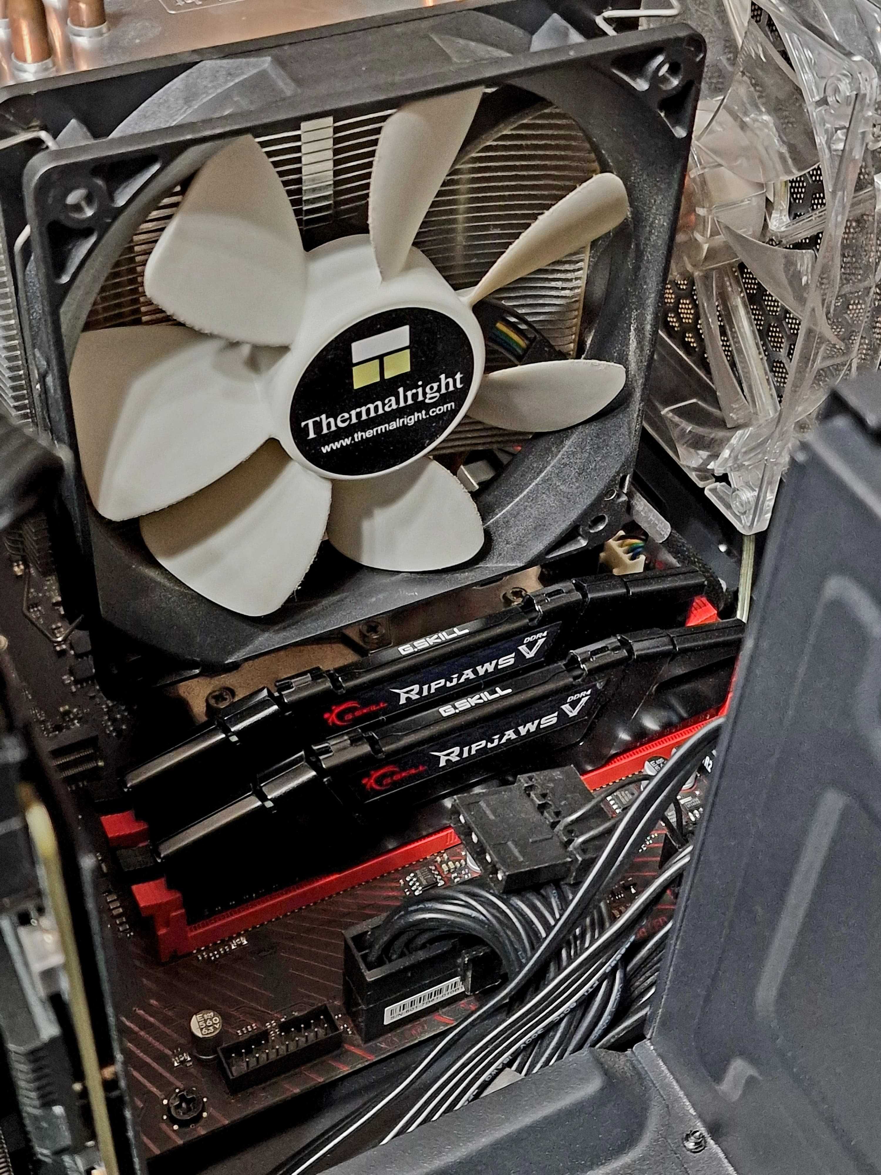 PC Gaming | Intel Core I7-8700K • GTX 1080 • 32GB RAM