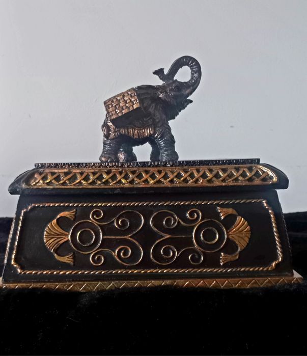 Caixa decorativa