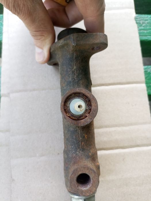 Циліндр зчеплення оригігал