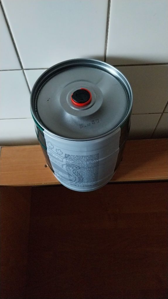 Kegi po piwie 8 szt