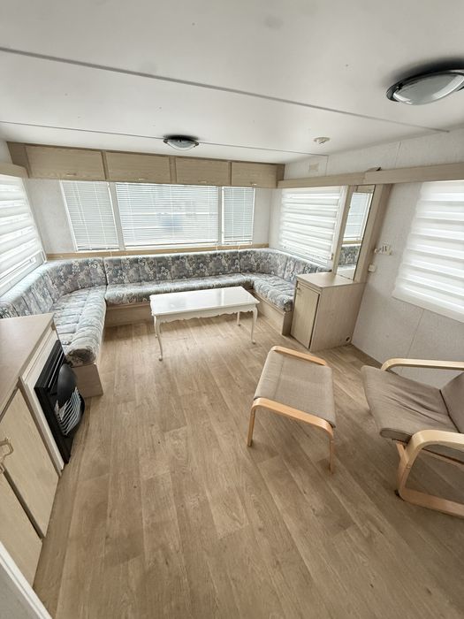 Domek holenderski Sunseeker 8.6m/3.3m, dwie sypialnie, transport