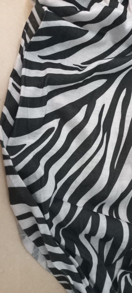 Pasek zebra z ozdobami