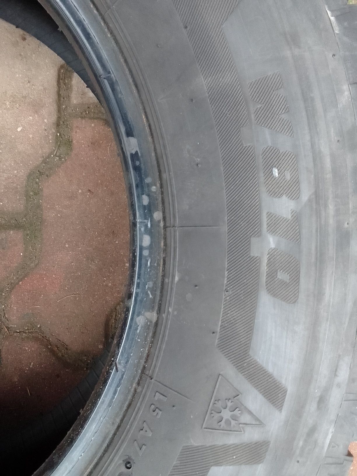2 Opony zimowe 235/65r16C BRIDGESTONE 2018r