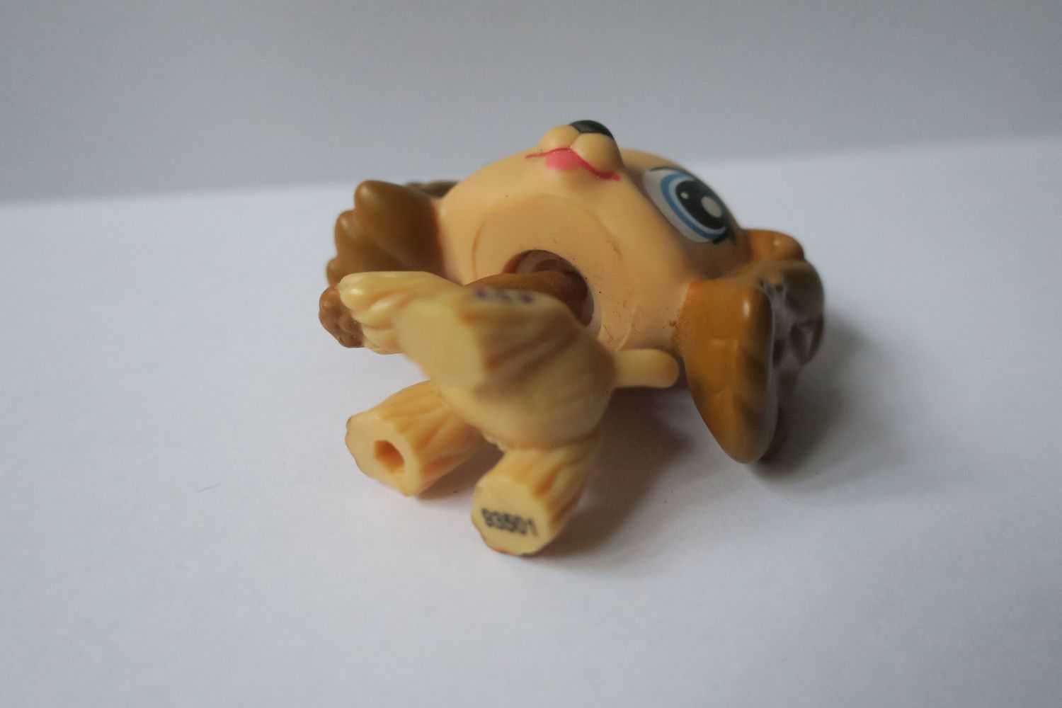 Figurka spaniel Littlest Pet Shop LPS beżowy unikat