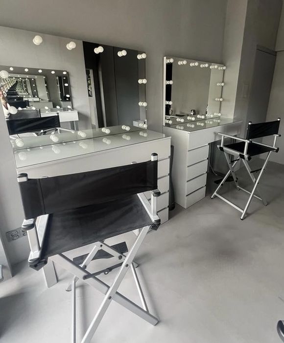 Sprzedam toaletke stanowisko make up Туалетка для макіяжу