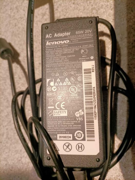 Carregador Lenovo 65W 20V para portátil