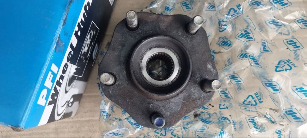 Продам ступиця передня, задня Nissan Rogue 2016 awd