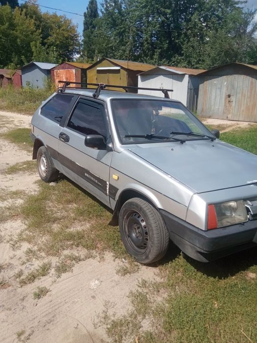 Продам ваз 2108 на полном ходу, машина ездит каждый день