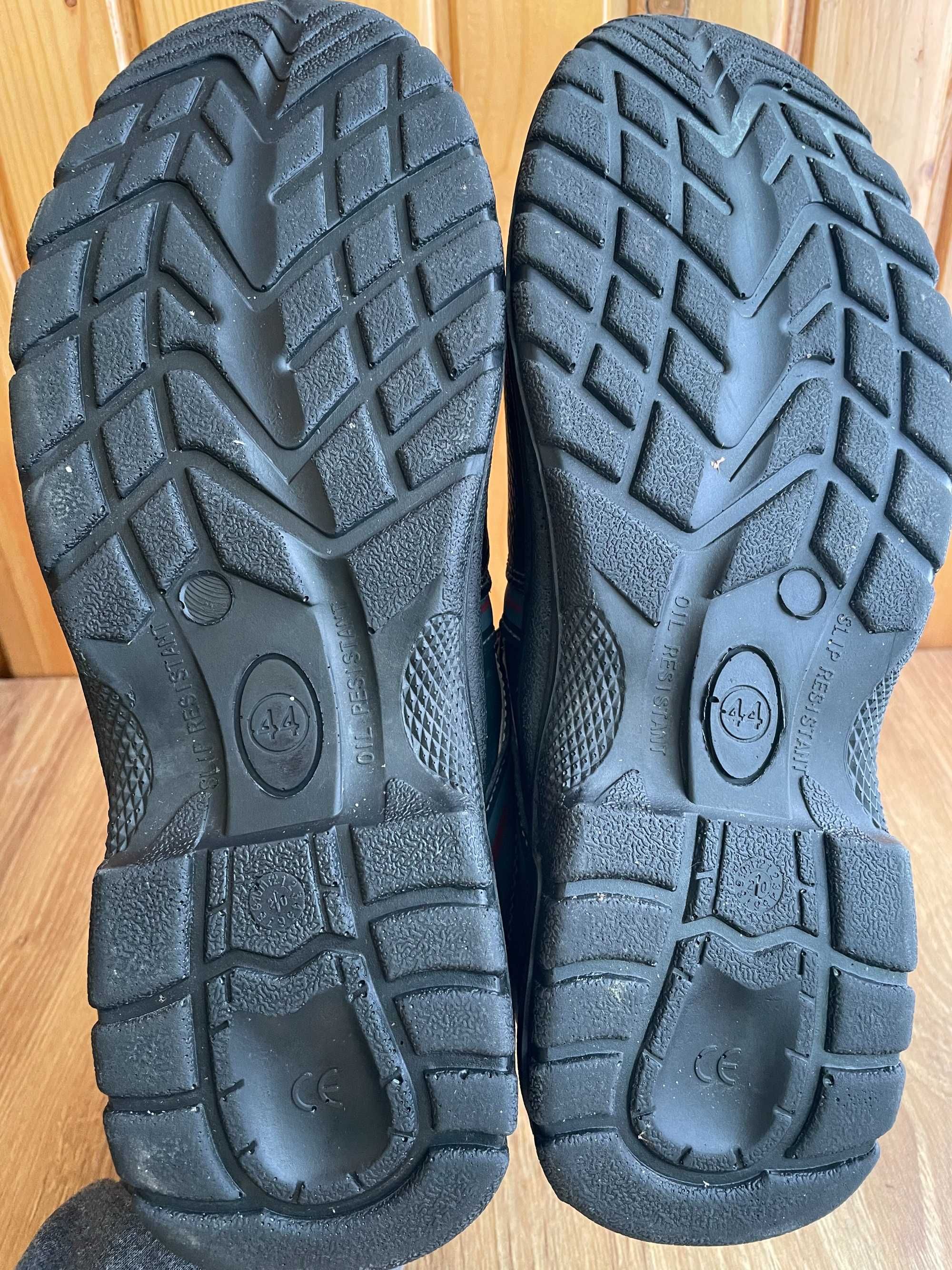 Кросовки ботинки сапожки Carrera зі сталевим носком 44 розмір