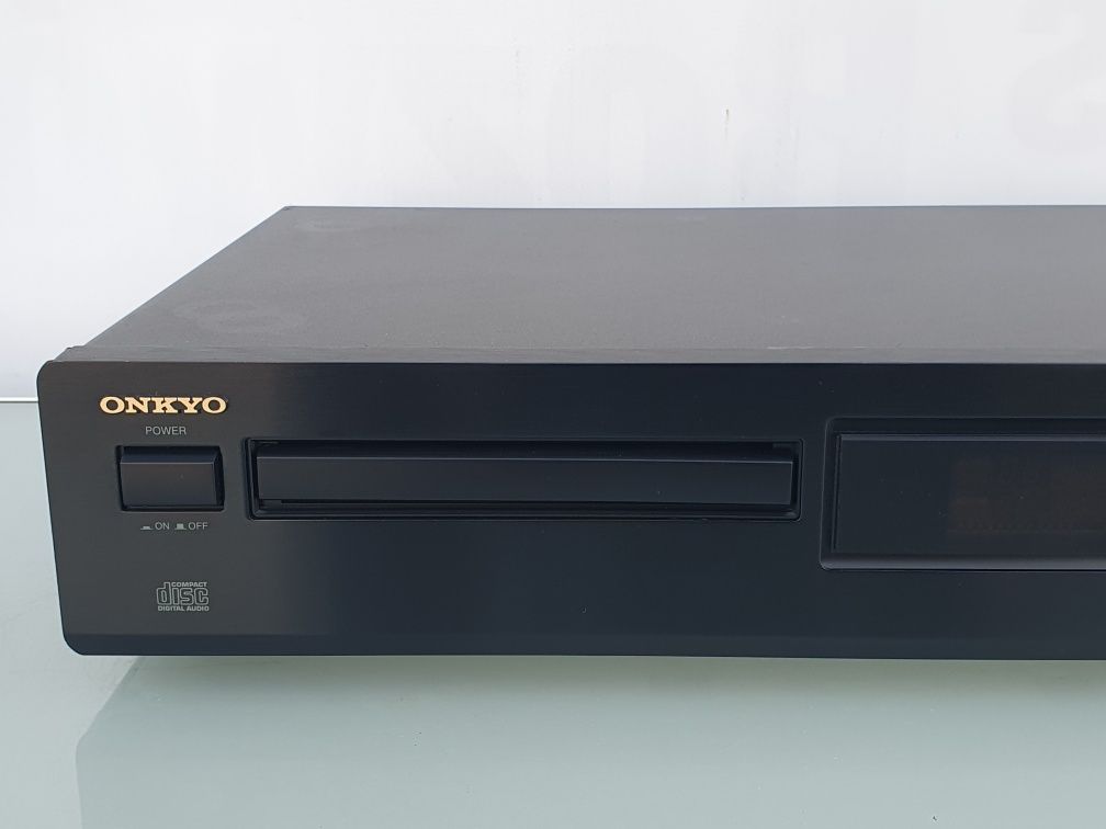 Odtwarzacz CD ONKYO DX-7111  CD CD-R