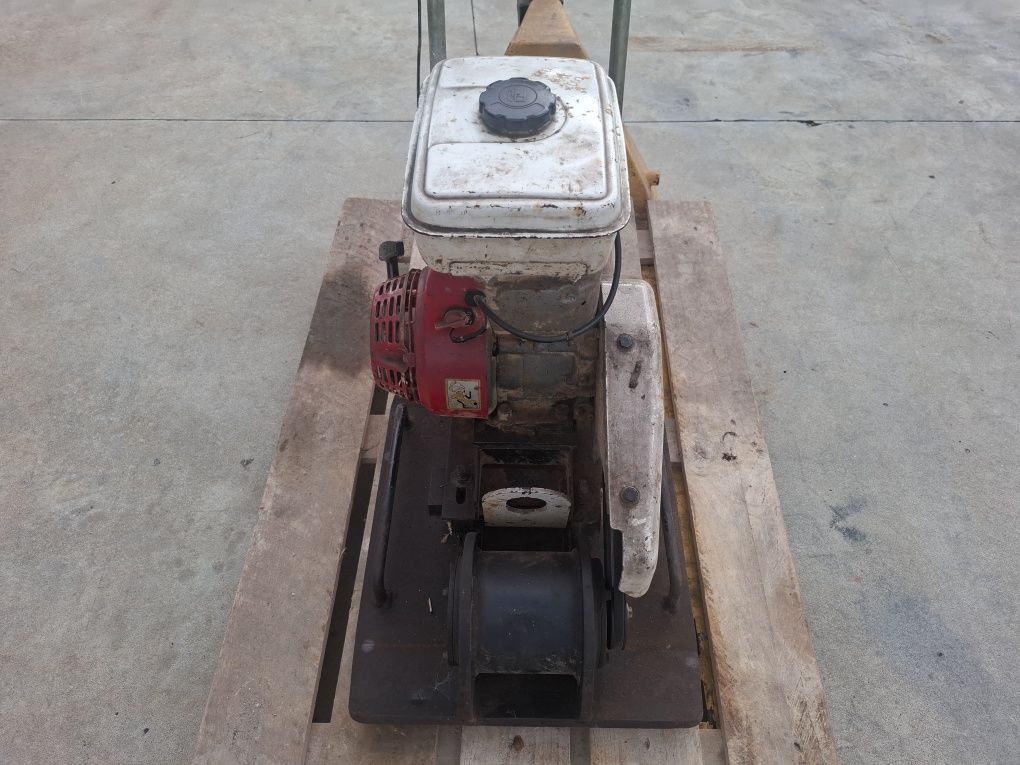Pá compactadora honda
