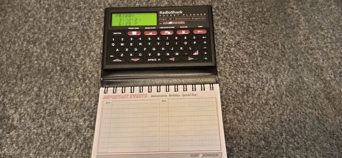 RadioShack EC-288 electronic Organizer. Vintage REZerwacja