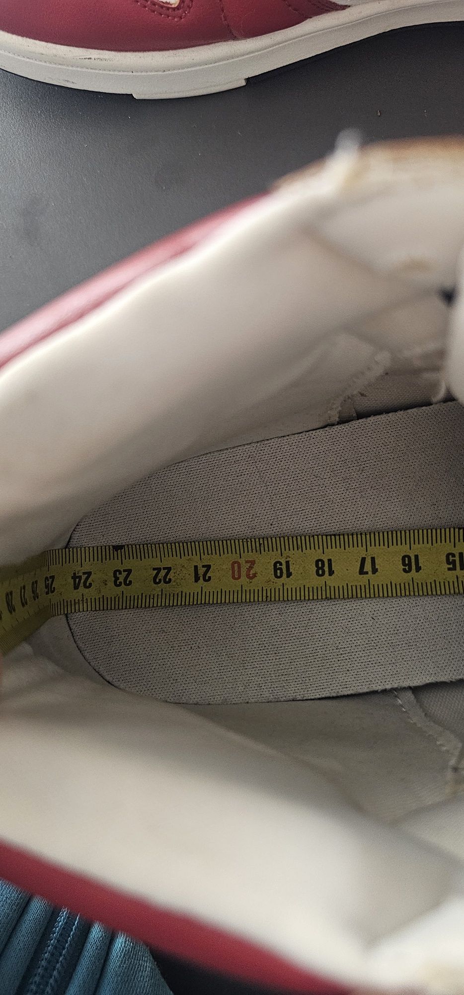 Męskie buty bialo czerwone