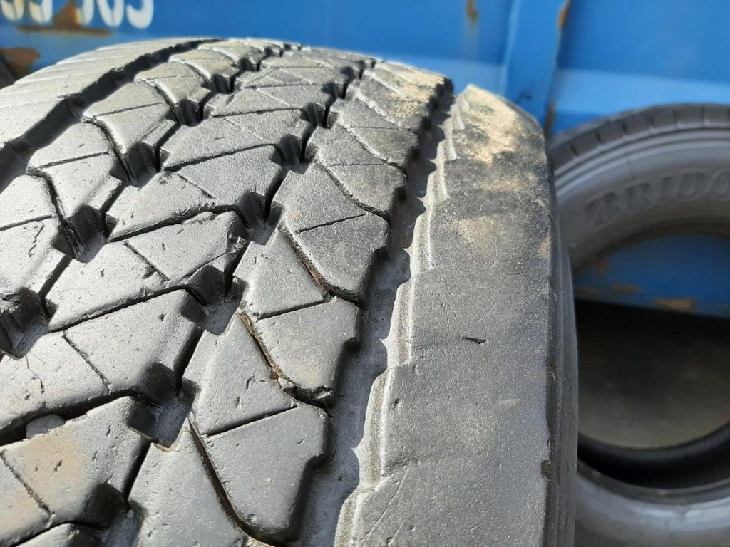 Opona używana ciężarowa 305/70R19.5 GOODYEAR K MAX S 400zł C2512