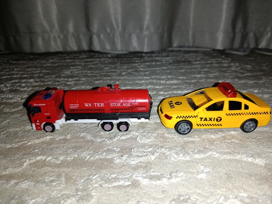 Дитячий автотранспорт