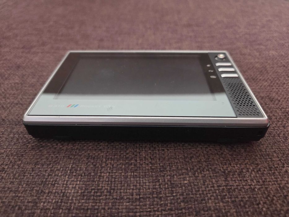 Kieszonkowy telewizor MSI D310