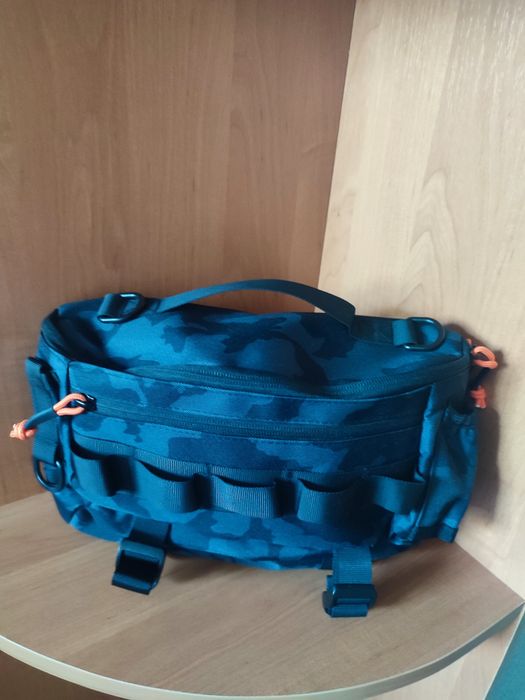 Сумка спінінгіста поясна