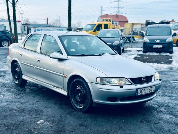 Opel Vectra 1.6 2001r. Xenon Klima Wygodny i TANI