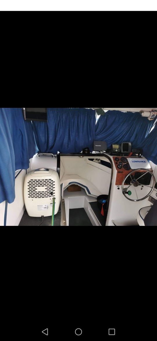 Barco Sam Remo 670 fisher