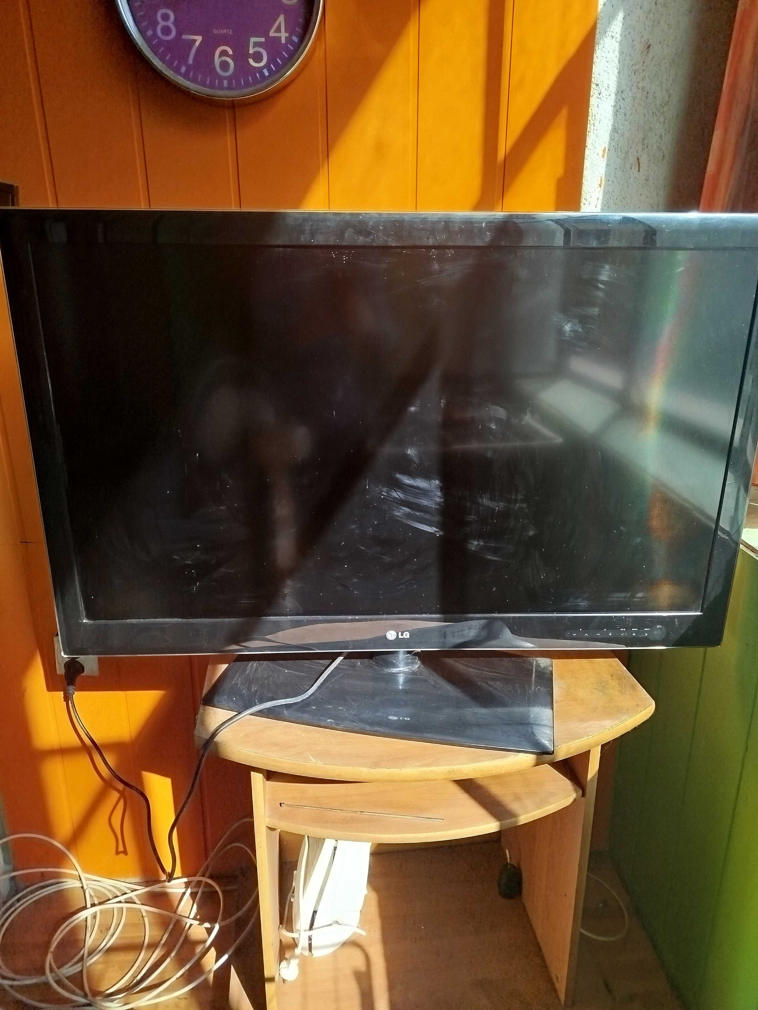 telewizor LG 42 cale