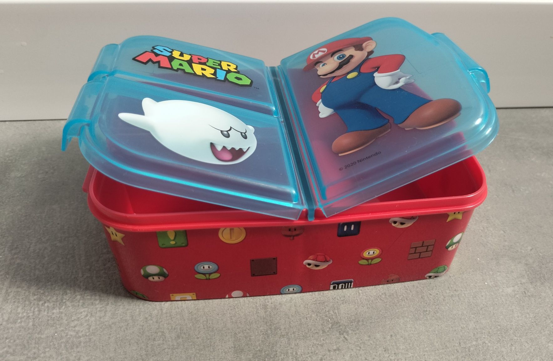 Śniadaniówka /Lunch box /Pudełko na kanapki z przegródkami Super Mario