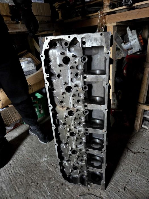 Головка блока Cursor 9, Case 340, New Holland T8.390, T8.410