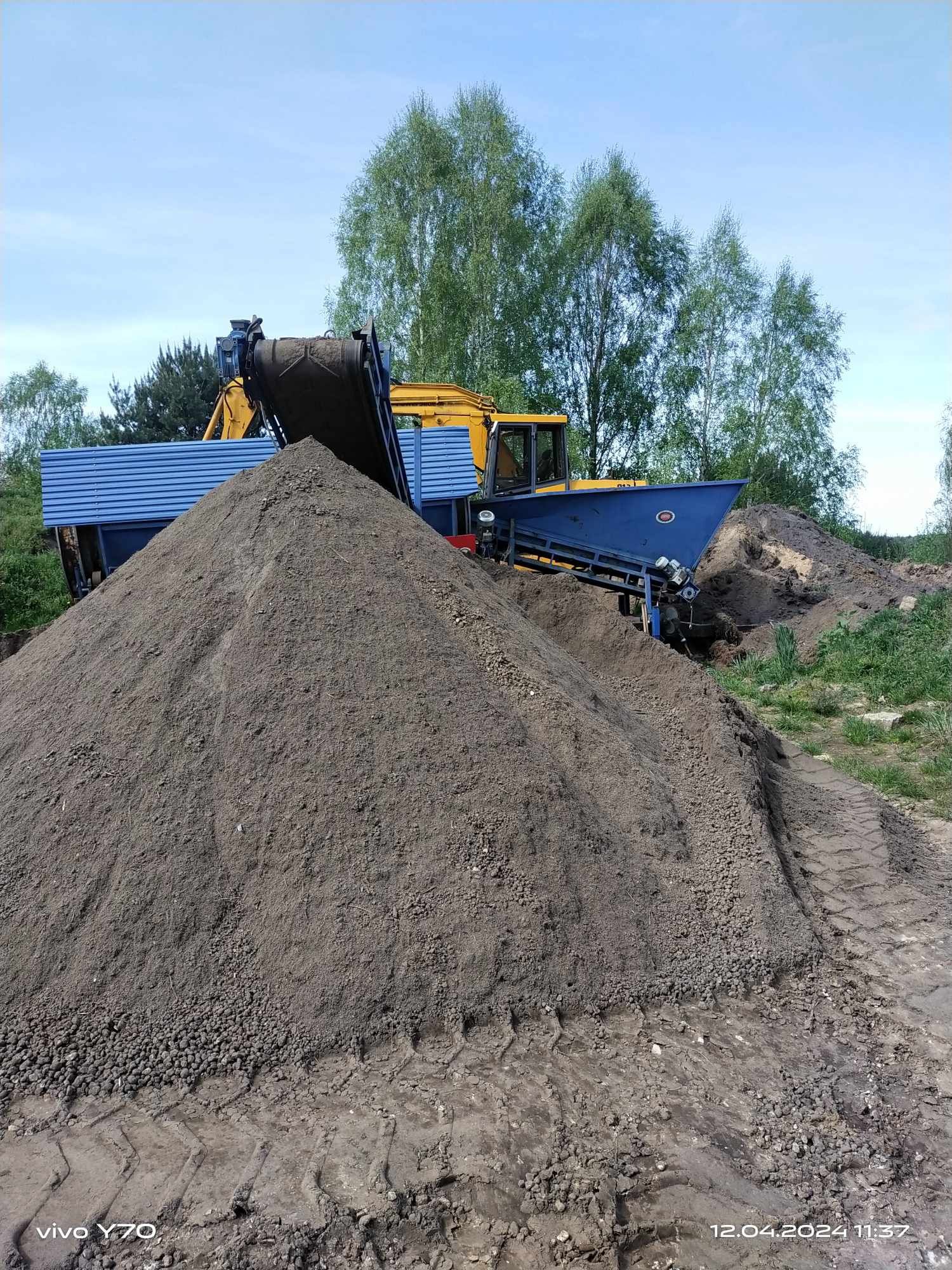 Ziemia ogrodowa, przesiewana. Pod trawnik, ogródek. Możliwy transport.