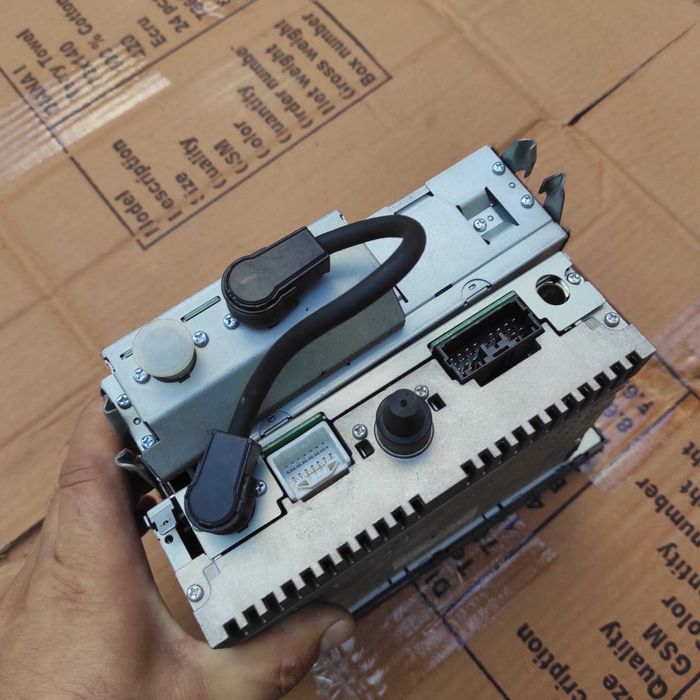 Radio + Zmieniarka CD Mitsubishi Colt VI Komplet