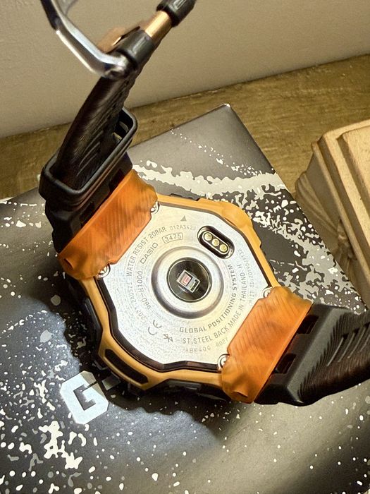 Casio G-SHOCK GBD-H1000 Black x Neon Orange