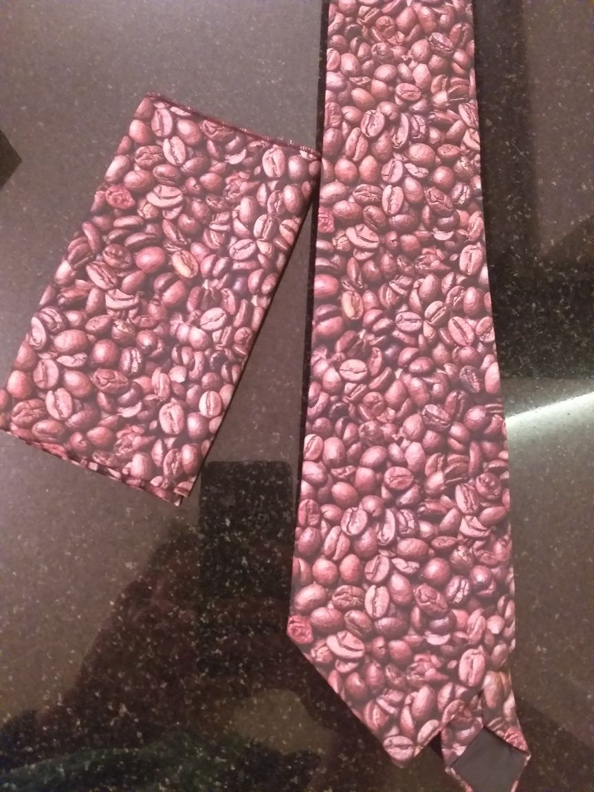 Komplet KAWA  krawat i poszetka ziarna kawy