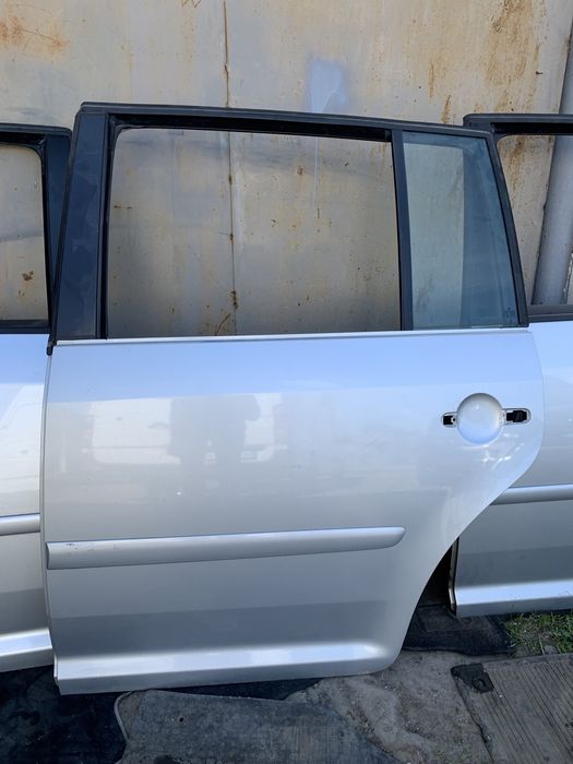 Двері Touran дверка тауран LA7W передня, задня дверь